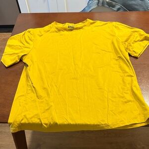 REI Vibrant Yellow Short Sleeve hiking Tee
